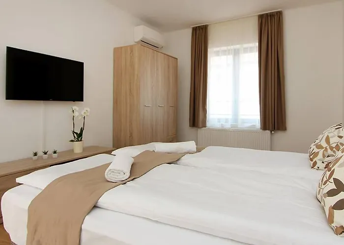 Boutique 3* ヘーヴィーズ